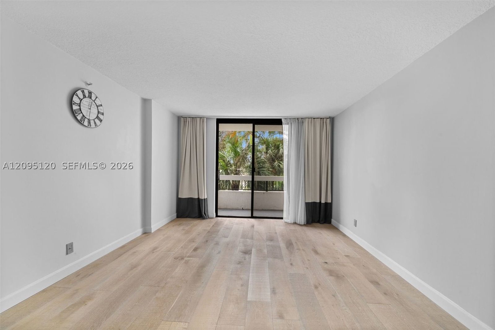 Real estate property located at 23200 Camino Del Mar #305, Palm Beach, La Residence Condo, Boca Raton, FL
