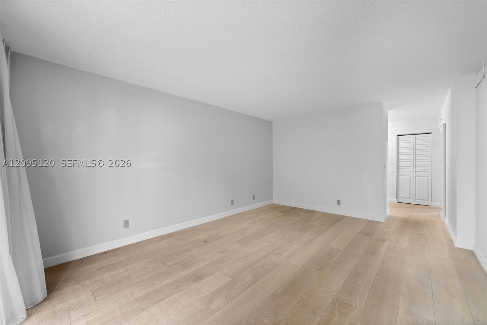 Real estate property located at 23200 Camino Del Mar #305, Palm Beach, La Residence Condo, Boca Raton, FL