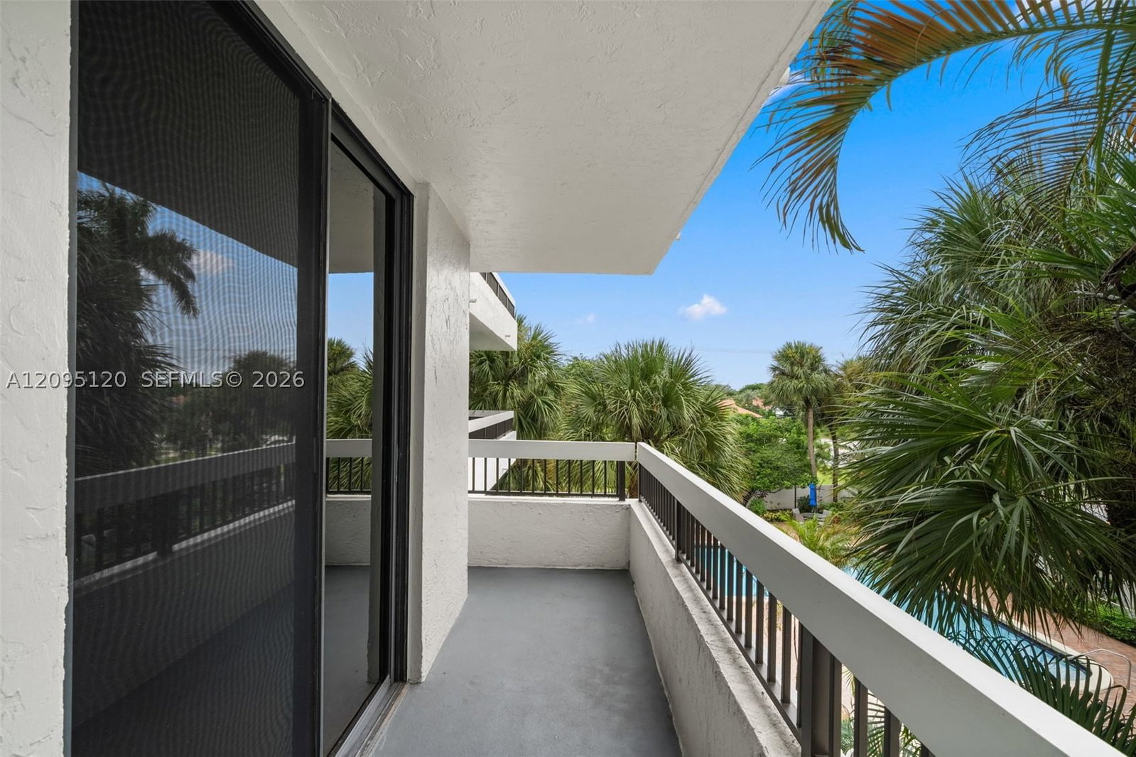 Real estate property located at 23200 Camino Del Mar #305, Palm Beach, La Residence Condo, Boca Raton, FL