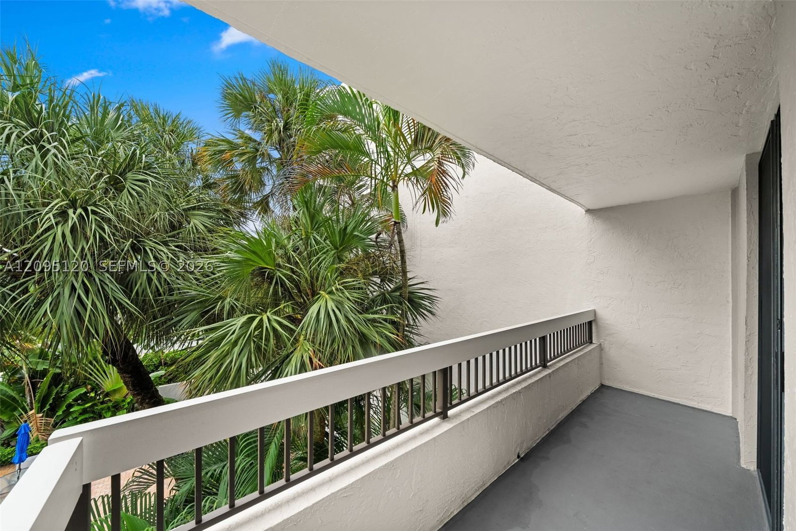 Real estate property located at 23200 Camino Del Mar #305, Palm Beach, La Residence Condo, Boca Raton, FL