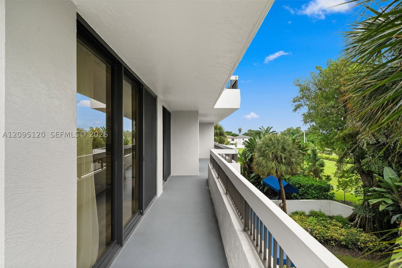 Real estate property located at 23200 Camino Del Mar #305, Palm Beach, La Residence Condo, Boca Raton, FL