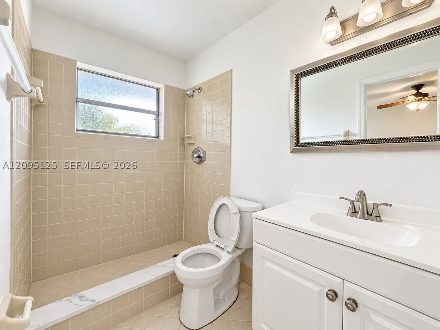 Real estate property located at 8982 Sample Rd #204, Broward, Oxford Condo, Coral Springs, FL