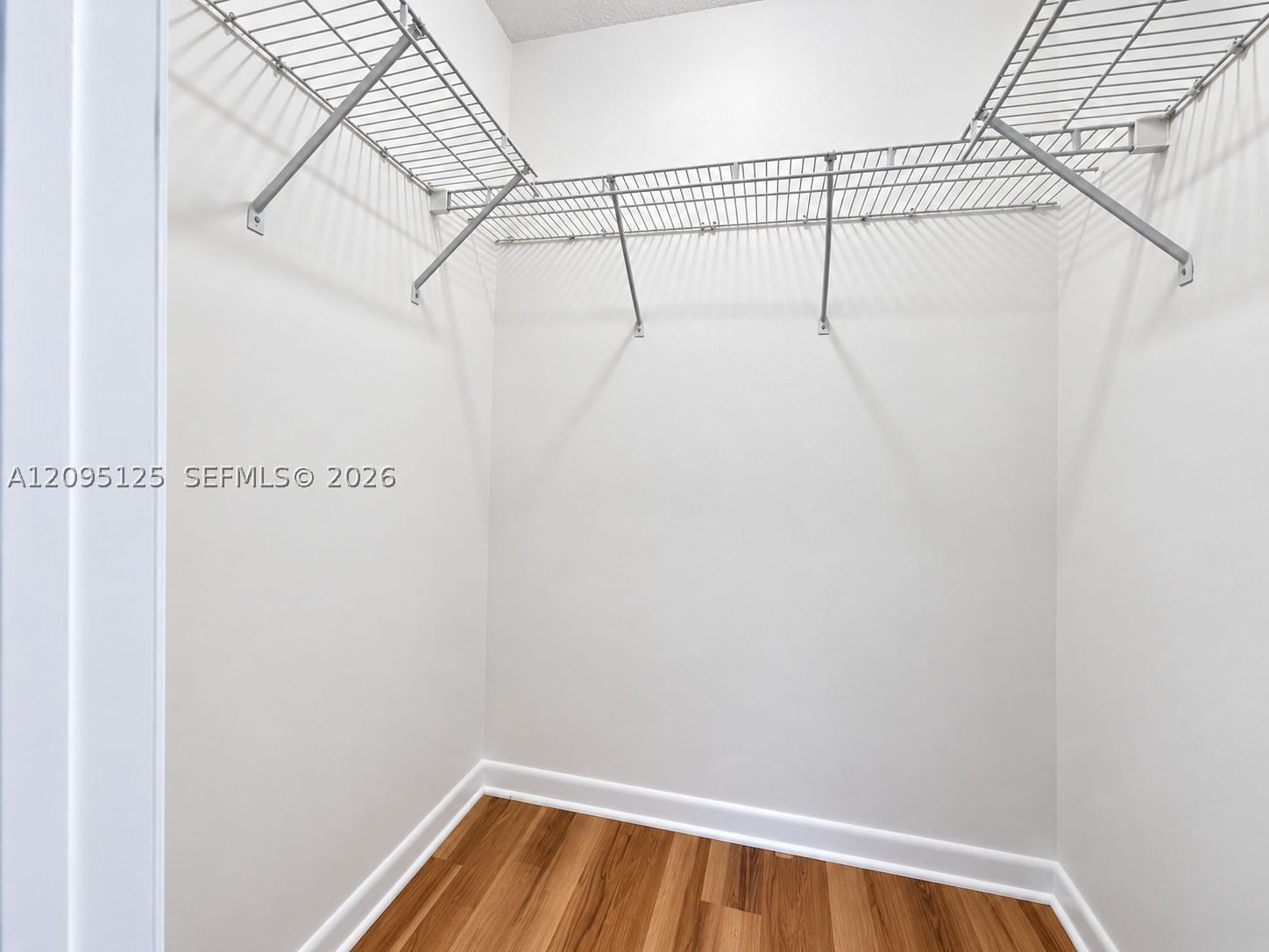 Real estate property located at 8982 Sample Rd #204, Broward, Oxford Condo, Coral Springs, FL