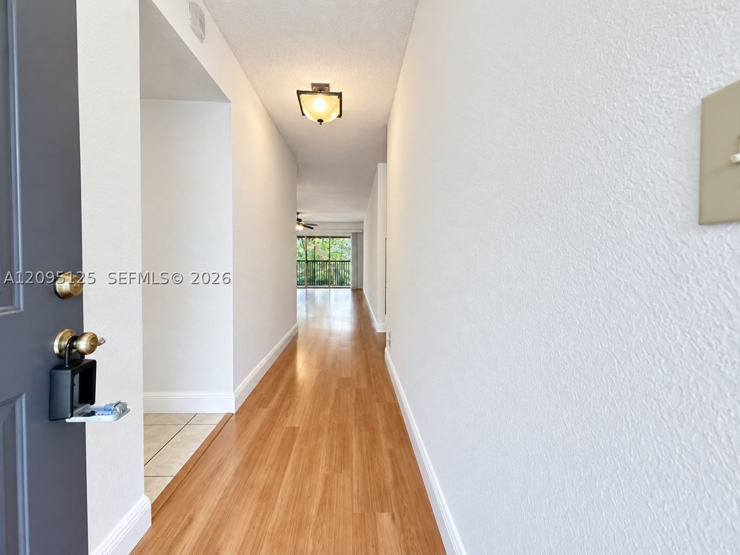 Real estate property located at 8982 Sample Rd #204, Broward, Oxford Condo, Coral Springs, FL