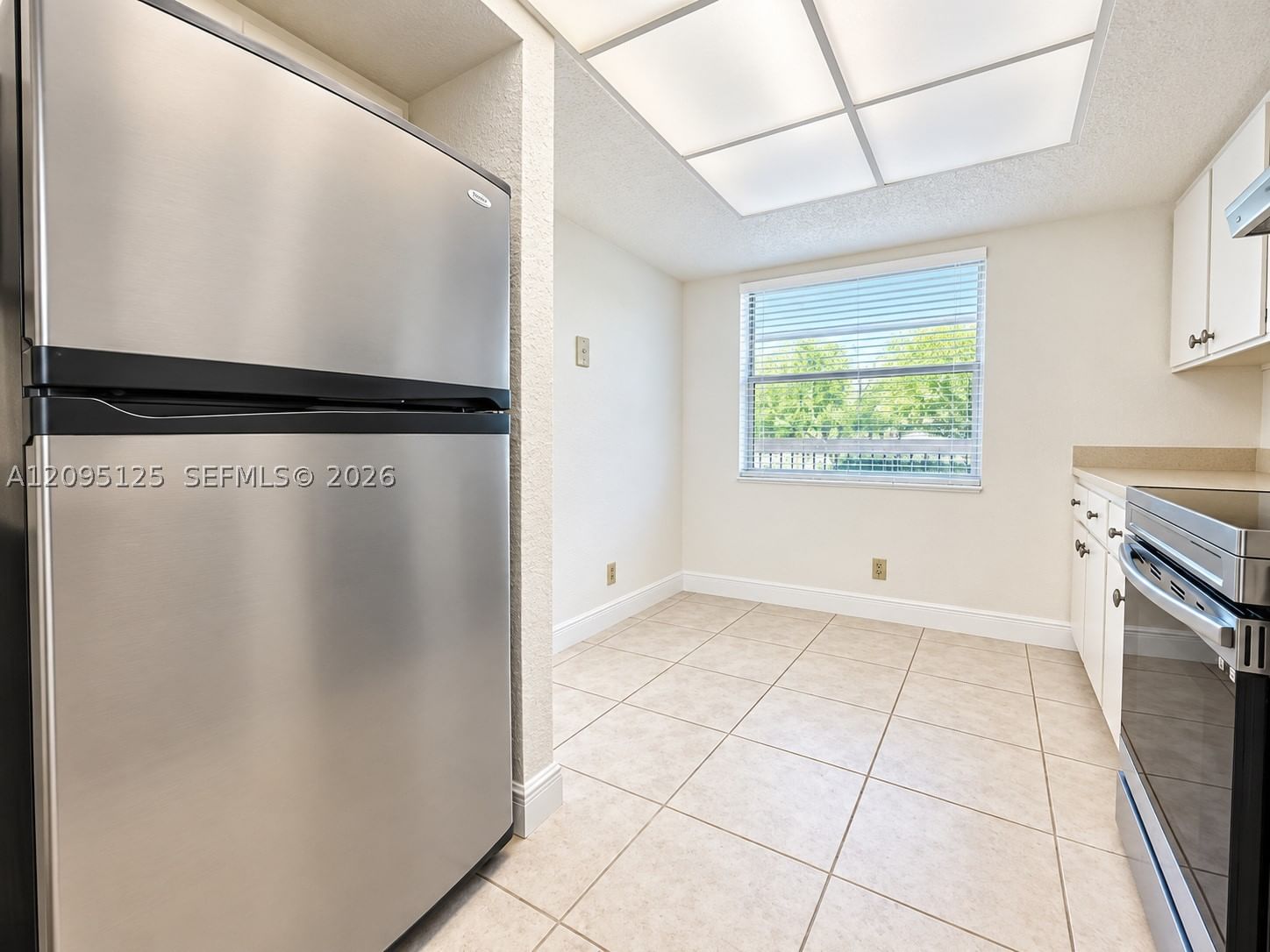 Real estate property located at 8982 Sample Rd #204, Broward, Oxford Condo, Coral Springs, FL