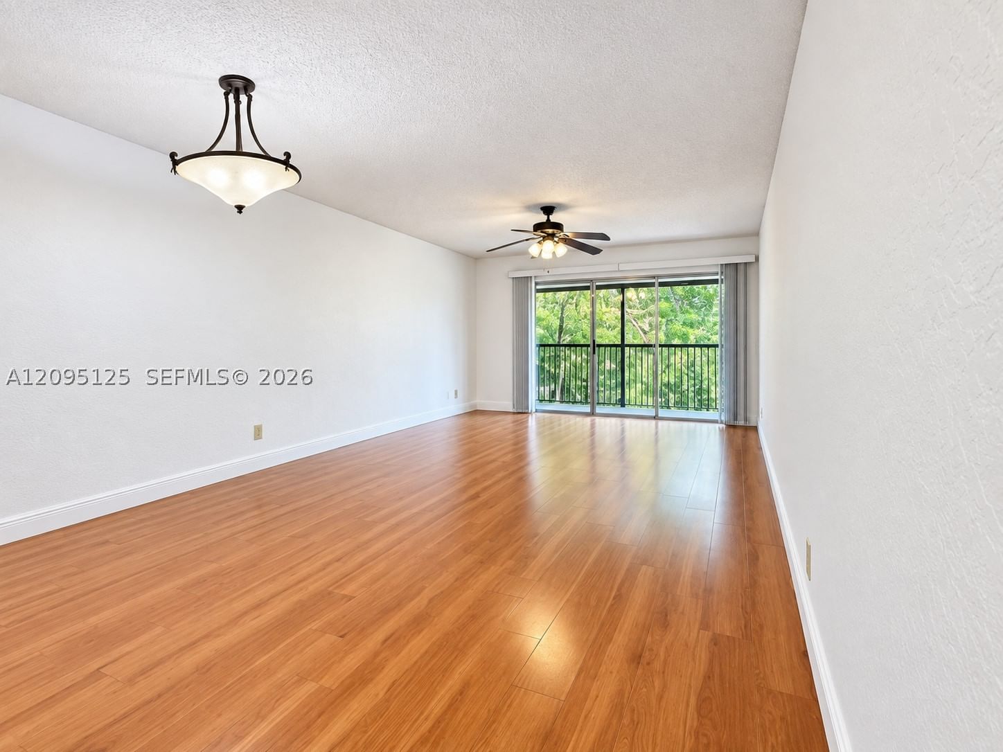 Real estate property located at 8982 Sample Rd #204, Broward, Oxford Condo, Coral Springs, FL