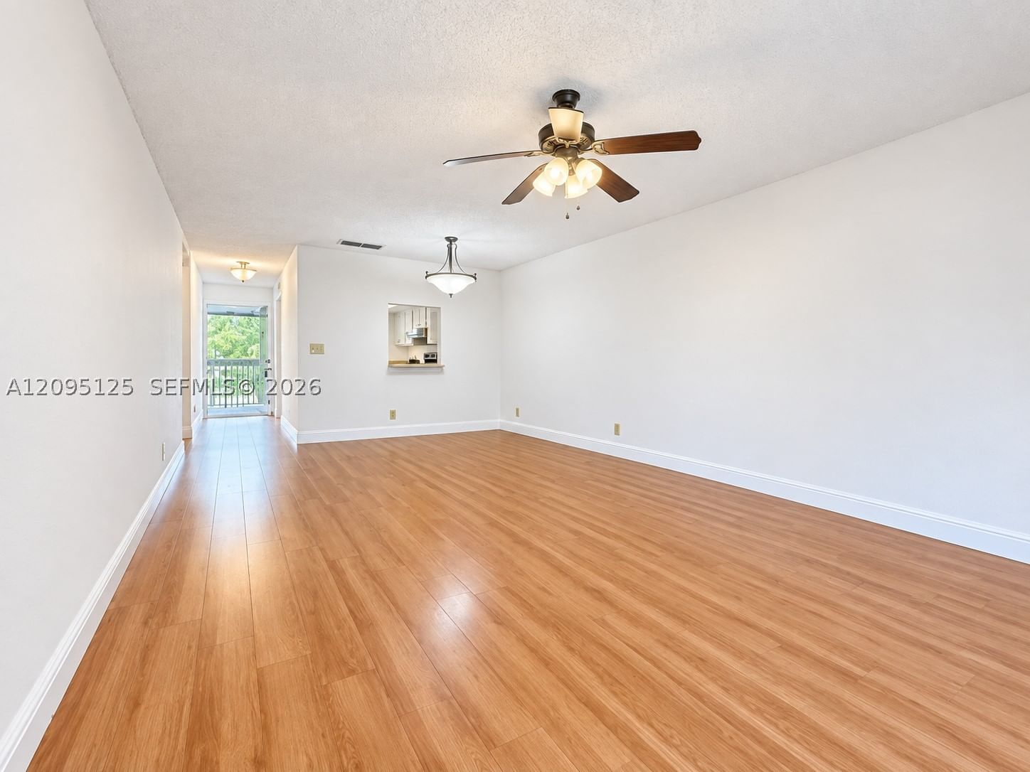 Real estate property located at 8982 Sample Rd #204, Broward, Oxford Condo, Coral Springs, FL