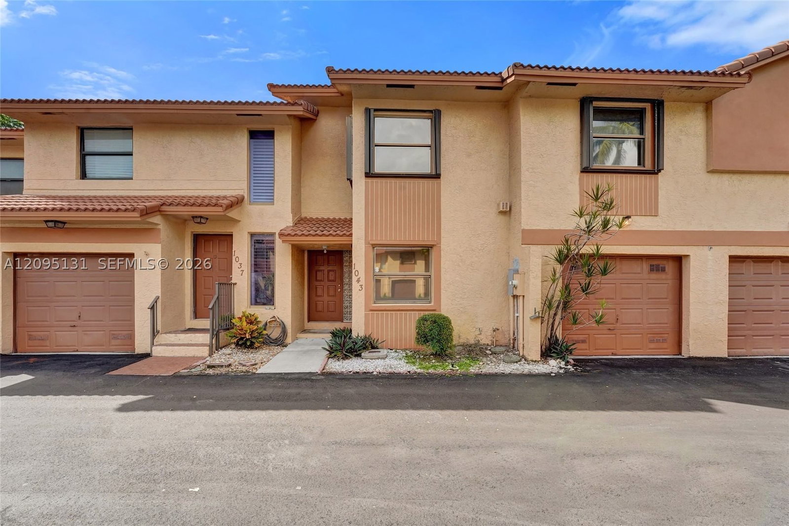 Real estate property located at 1043 113th Ter, Broward, Pembroke Lakes South, Pembroke Pines, FL