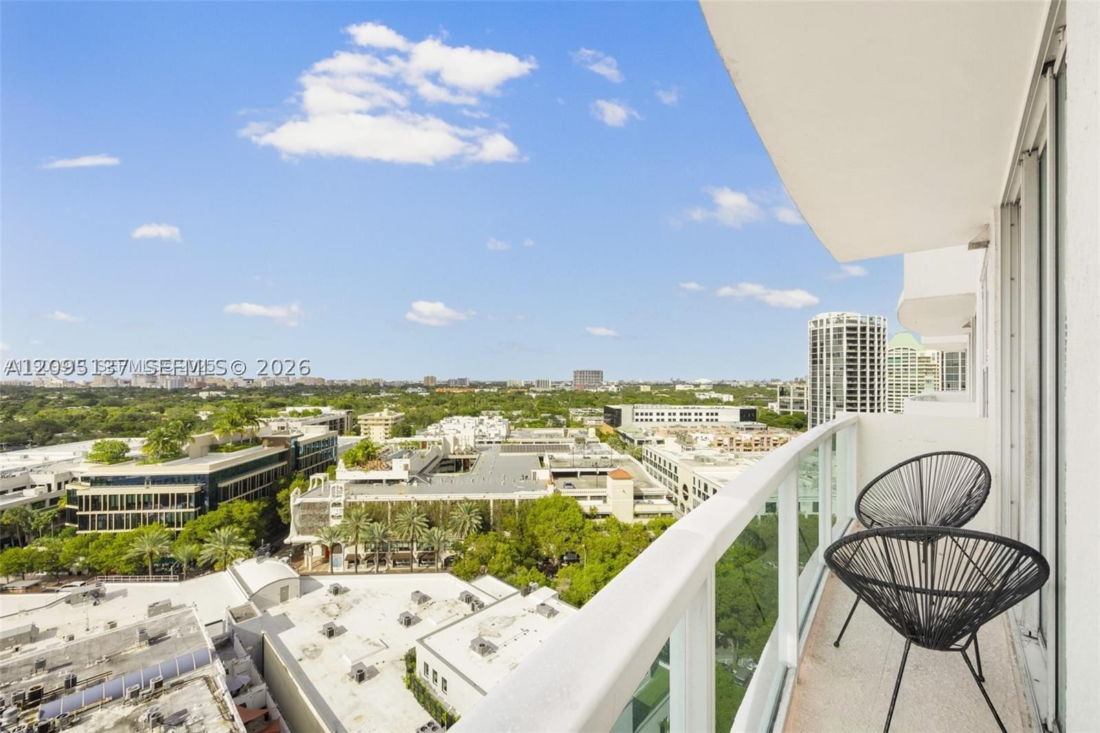 Real estate property located at 2889 Mcfarlane Rd #1512, Miami-dade, Mutiny Park Condo, Miami, FL