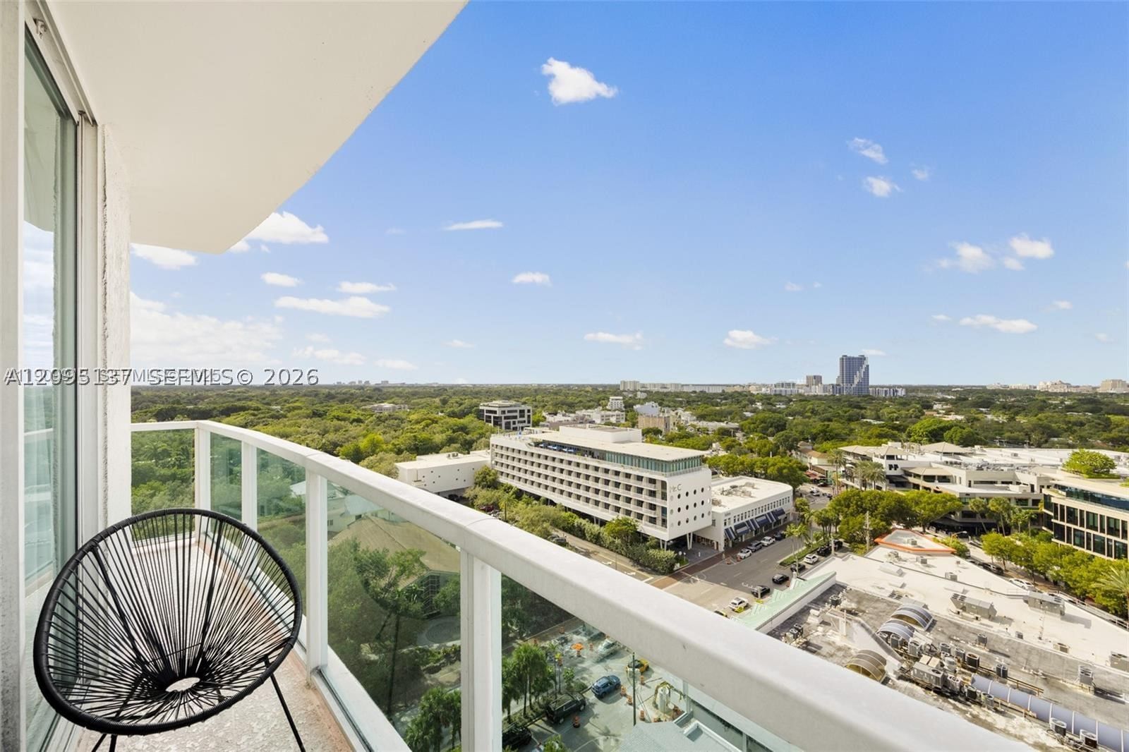 Real estate property located at 2889 Mcfarlane Rd #1512, Miami-dade, Mutiny Park Condo, Miami, FL