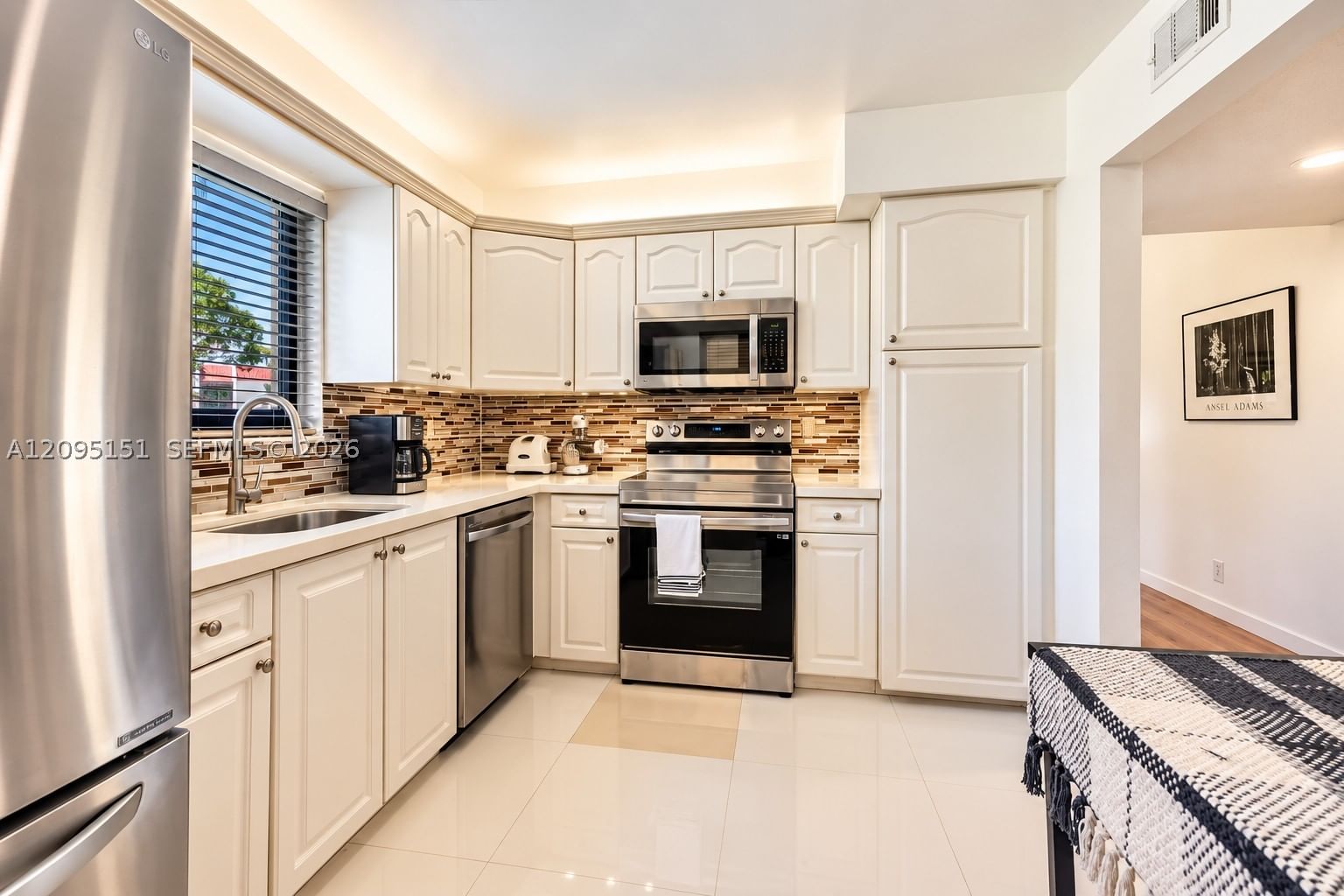 Real estate property located at 16273 Laurel Dr #7, Broward, Villas Of Bonaventure, Weston, FL
