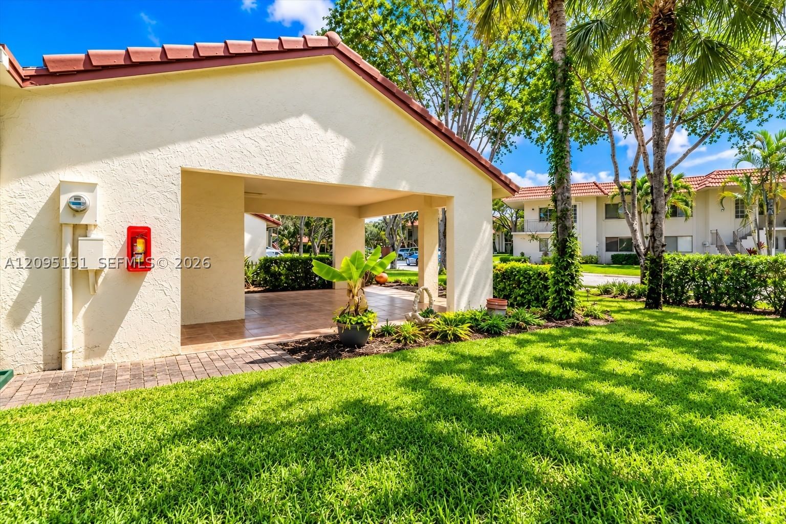 Real estate property located at 16273 Laurel Dr #7, Broward, Villas Of Bonaventure, Weston, FL
