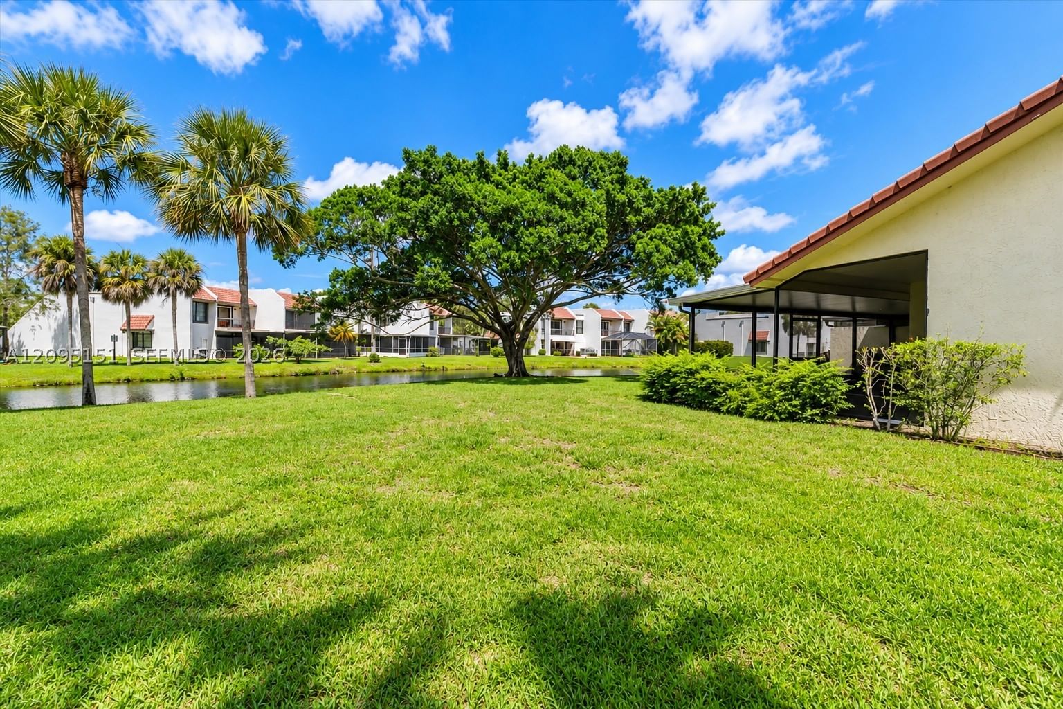 Real estate property located at 16273 Laurel Dr #7, Broward, Villas Of Bonaventure, Weston, FL