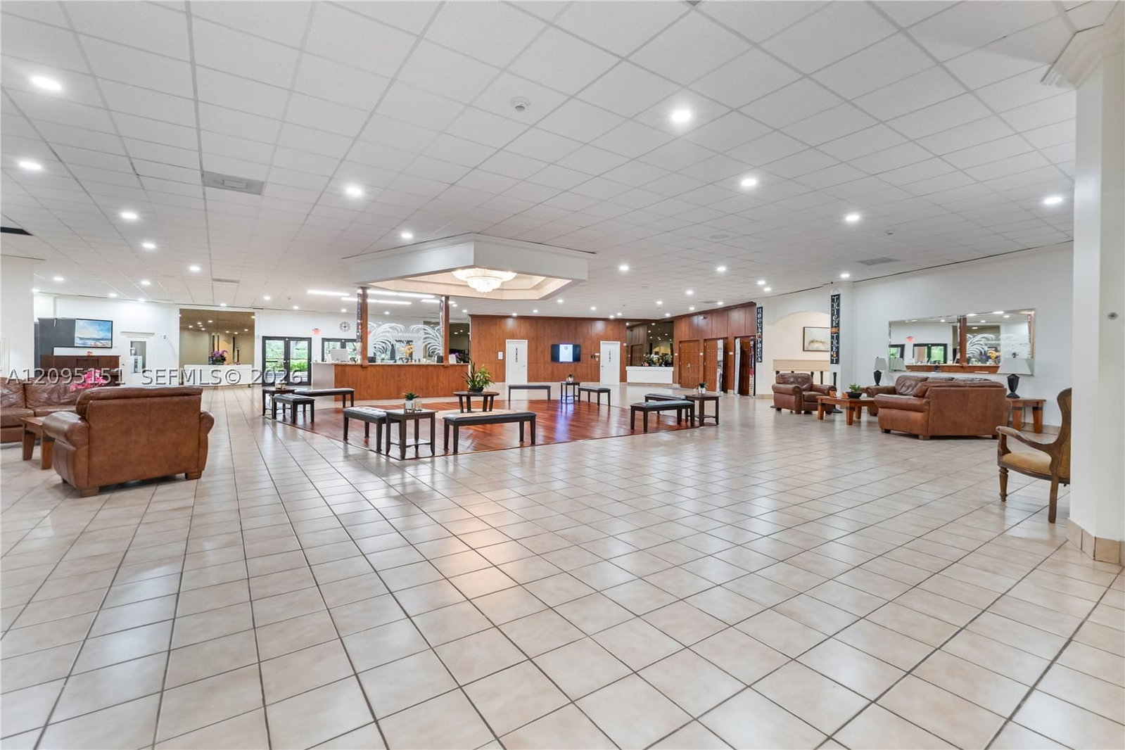 Real estate property located at 16273 Laurel Dr #7, Broward, Villas Of Bonaventure, Weston, FL