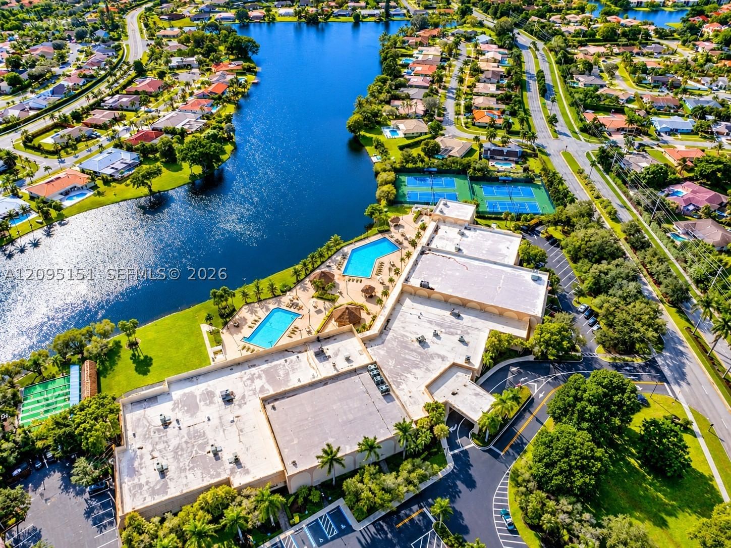 Real estate property located at 16273 Laurel Dr #7, Broward, Villas Of Bonaventure, Weston, FL