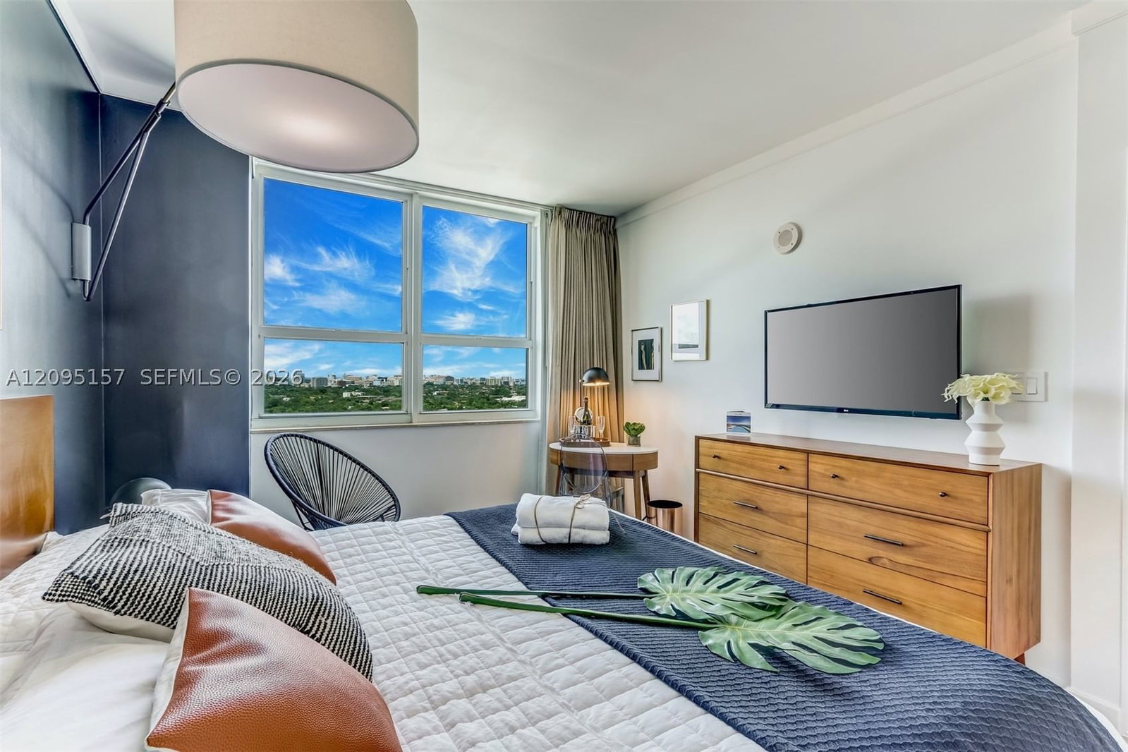 Real estate property located at 2889 Mcfarlane Rd #1610, Miami-dade, Mutiny Park Condo, Miami, FL