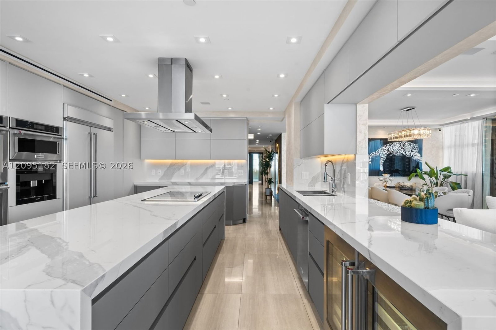 Real estate property located at 3301 183rd St #2001, Miami-dade, The Peninsula Ii Condo, Aventura, FL