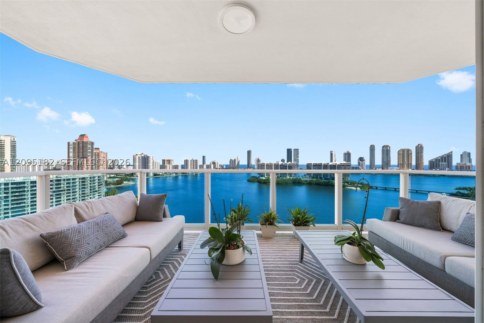 Real estate property located at 3301 183rd St #2001, Miami-dade, The Peninsula Ii Condo, Aventura, FL