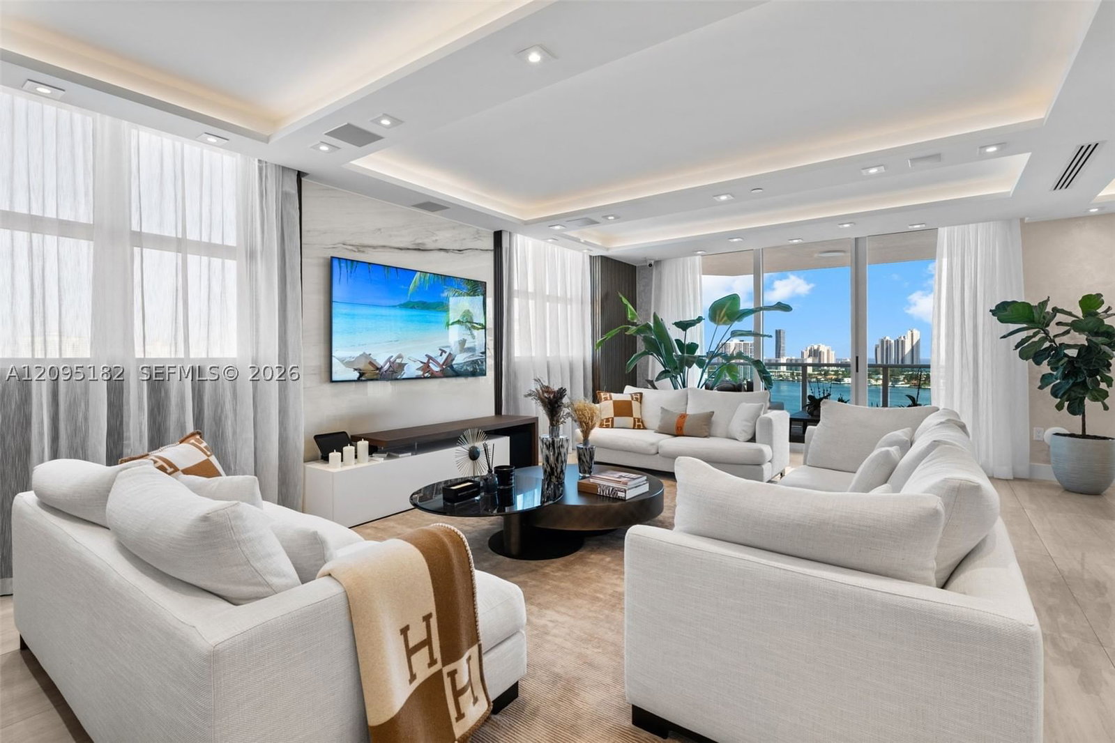 Real estate property located at 3301 183rd St #2001, Miami-dade, The Peninsula Ii Condo, Aventura, FL