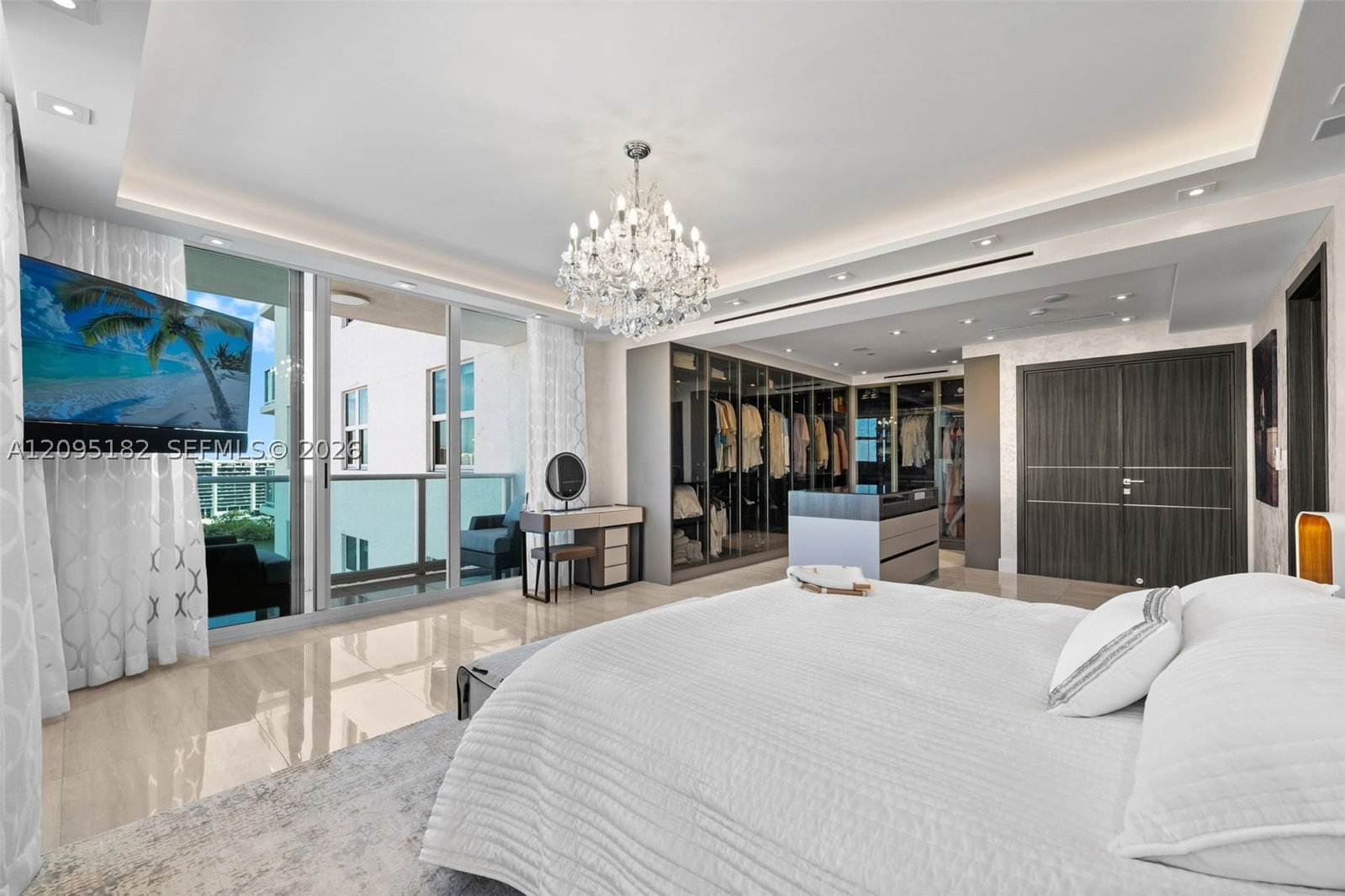 Real estate property located at 3301 183rd St #2001, Miami-dade, The Peninsula Ii Condo, Aventura, FL