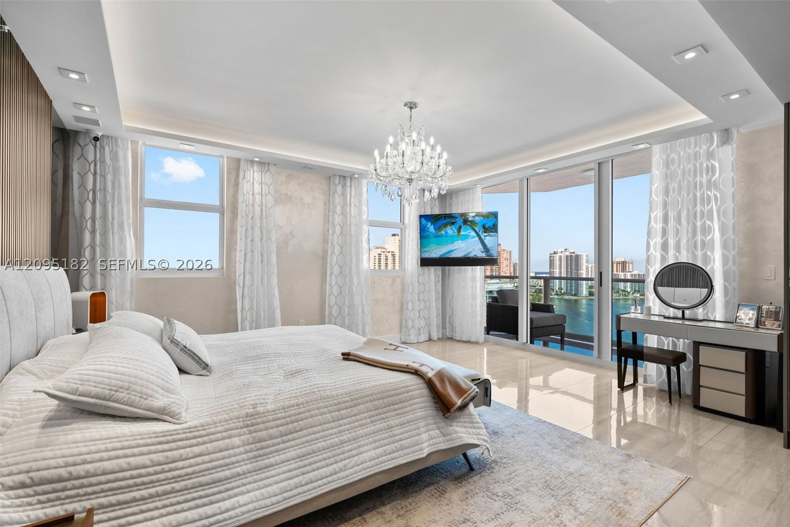 Real estate property located at 3301 183rd St #2001, Miami-dade, The Peninsula Ii Condo, Aventura, FL
