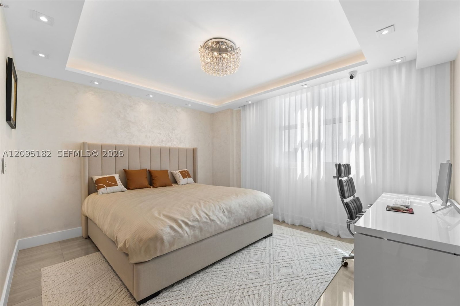 Real estate property located at 3301 183rd St #2001, Miami-dade, The Peninsula Ii Condo, Aventura, FL