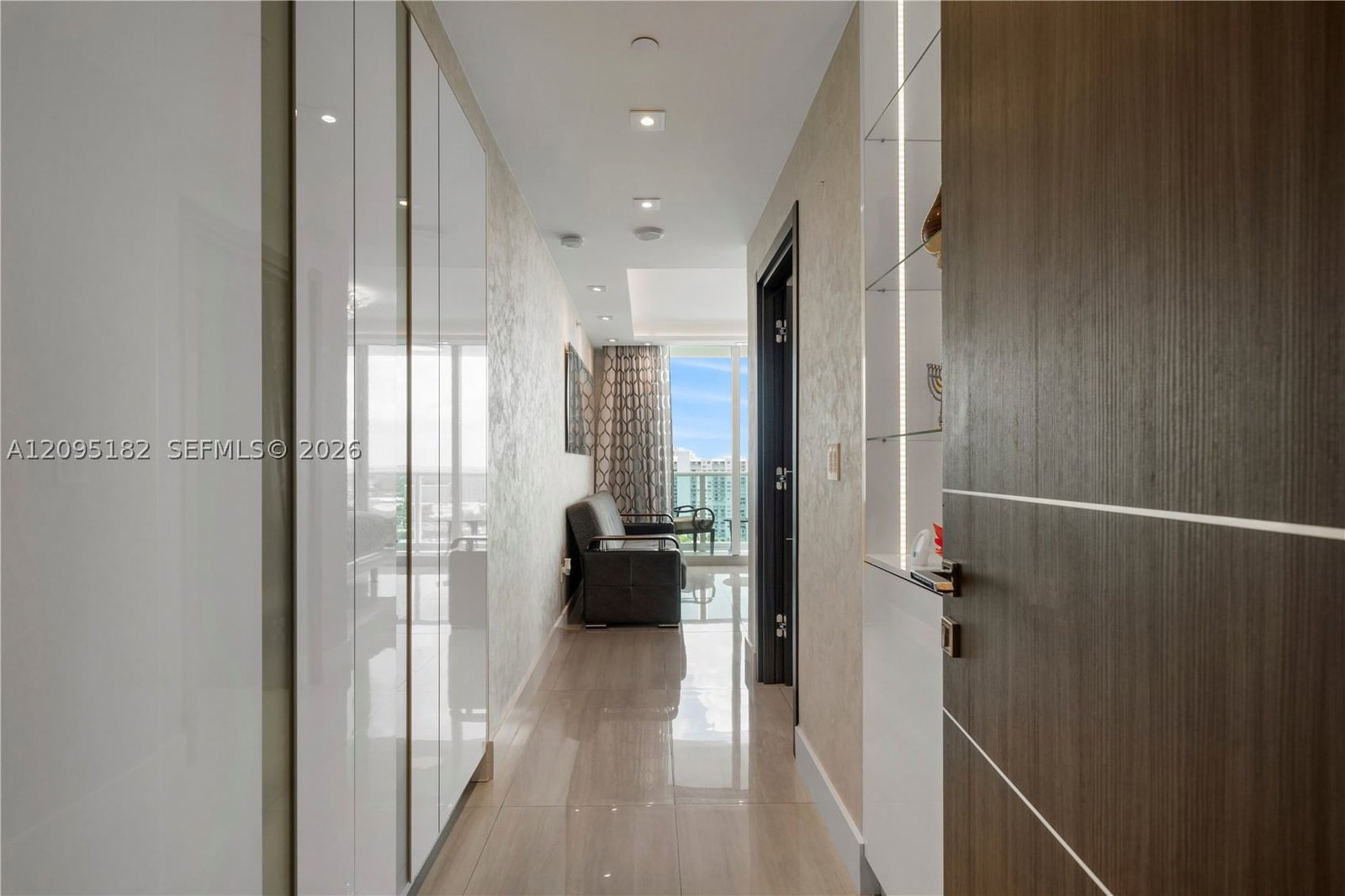 Real estate property located at 3301 183rd St #2001, Miami-dade, The Peninsula Ii Condo, Aventura, FL