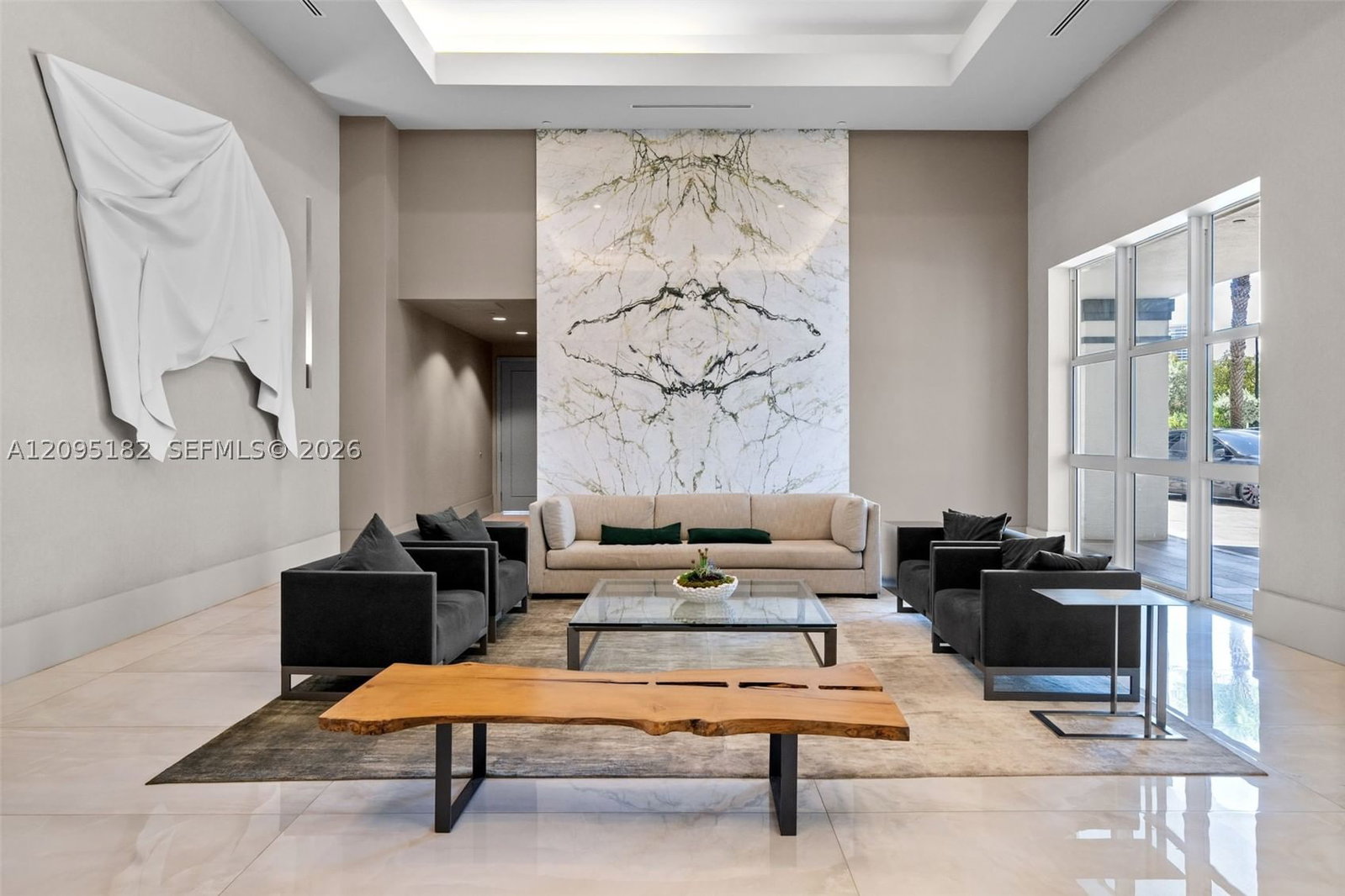 Real estate property located at 3301 183rd St #2001, Miami-dade, The Peninsula Ii Condo, Aventura, FL