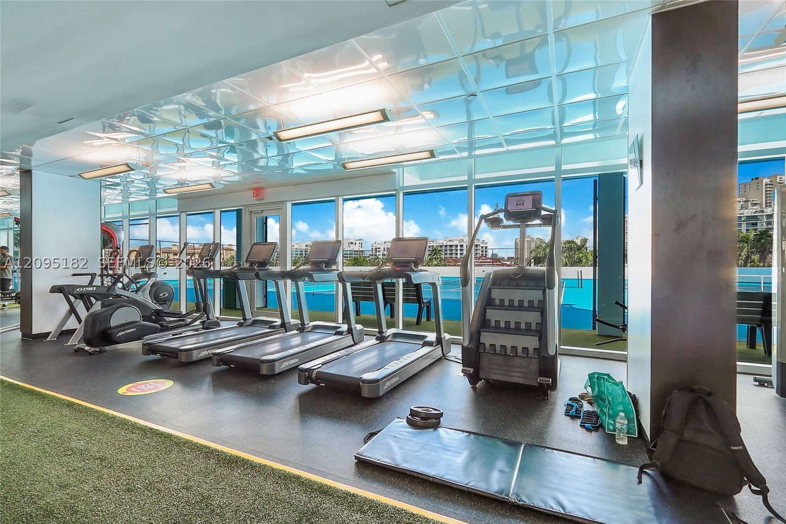 Real estate property located at 3301 183rd St #2001, Miami-dade, The Peninsula Ii Condo, Aventura, FL
