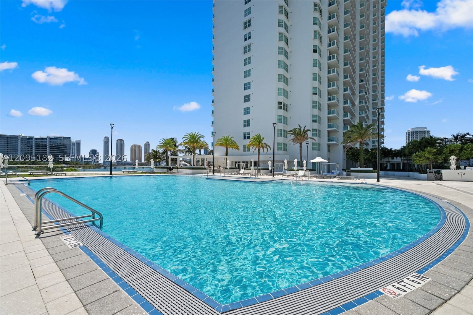 Real estate property located at 3301 183rd St #2001, Miami-dade, The Peninsula Ii Condo, Aventura, FL