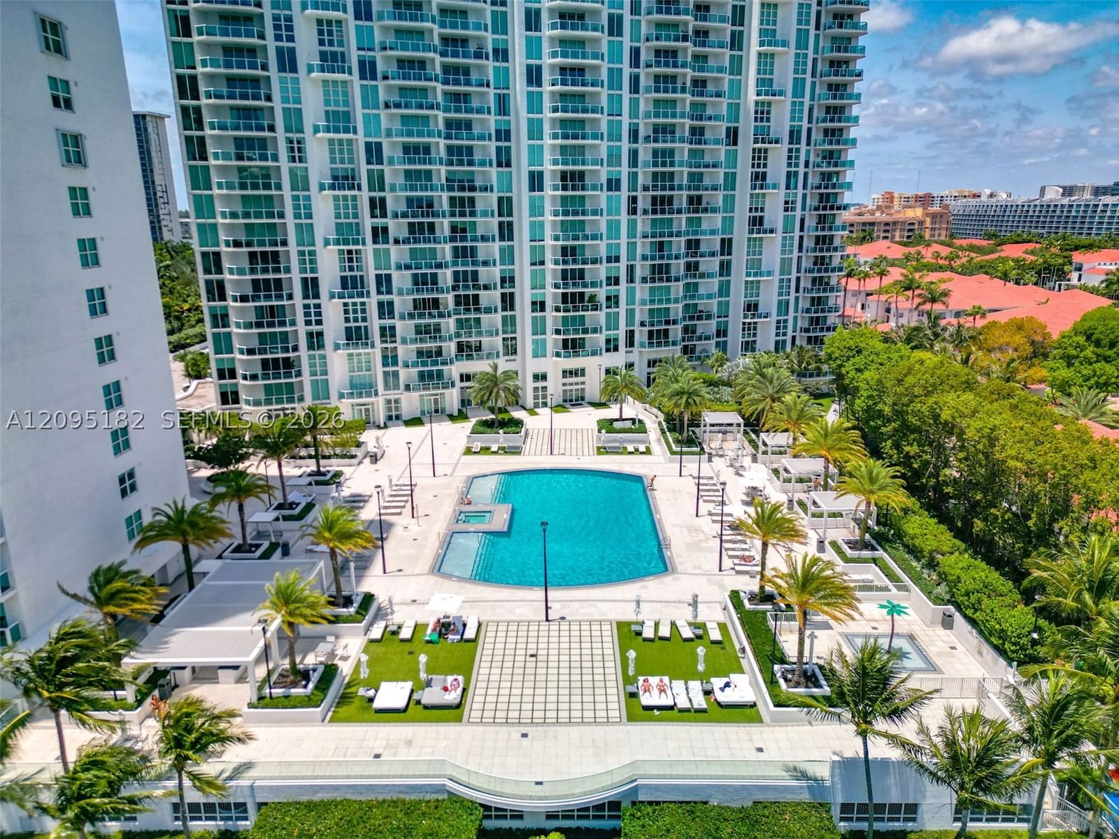Real estate property located at 3301 183rd St #2001, Miami-dade, The Peninsula Ii Condo, Aventura, FL