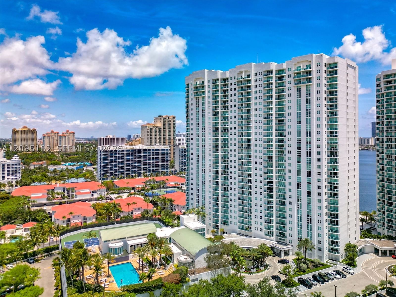 Real estate property located at 3301 183rd St #2001, Miami-dade, The Peninsula Ii Condo, Aventura, FL