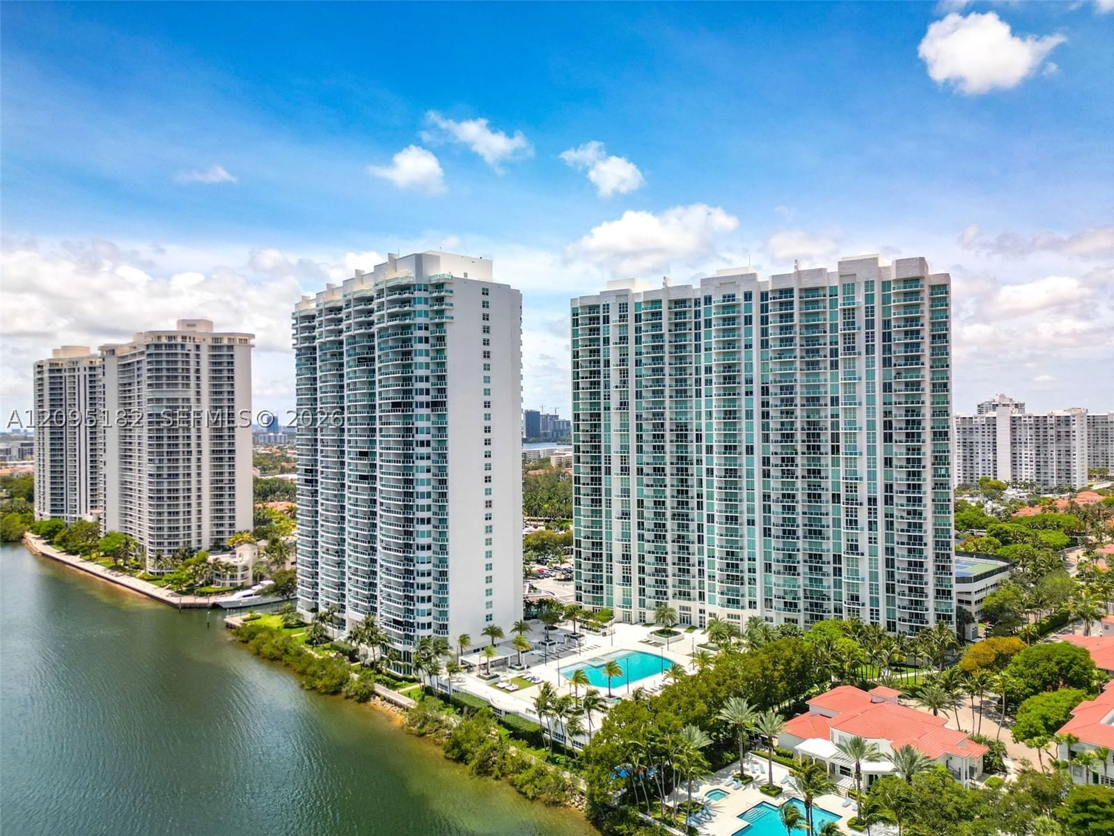 Real estate property located at 3301 183rd St #2001, Miami-dade, The Peninsula Ii Condo, Aventura, FL