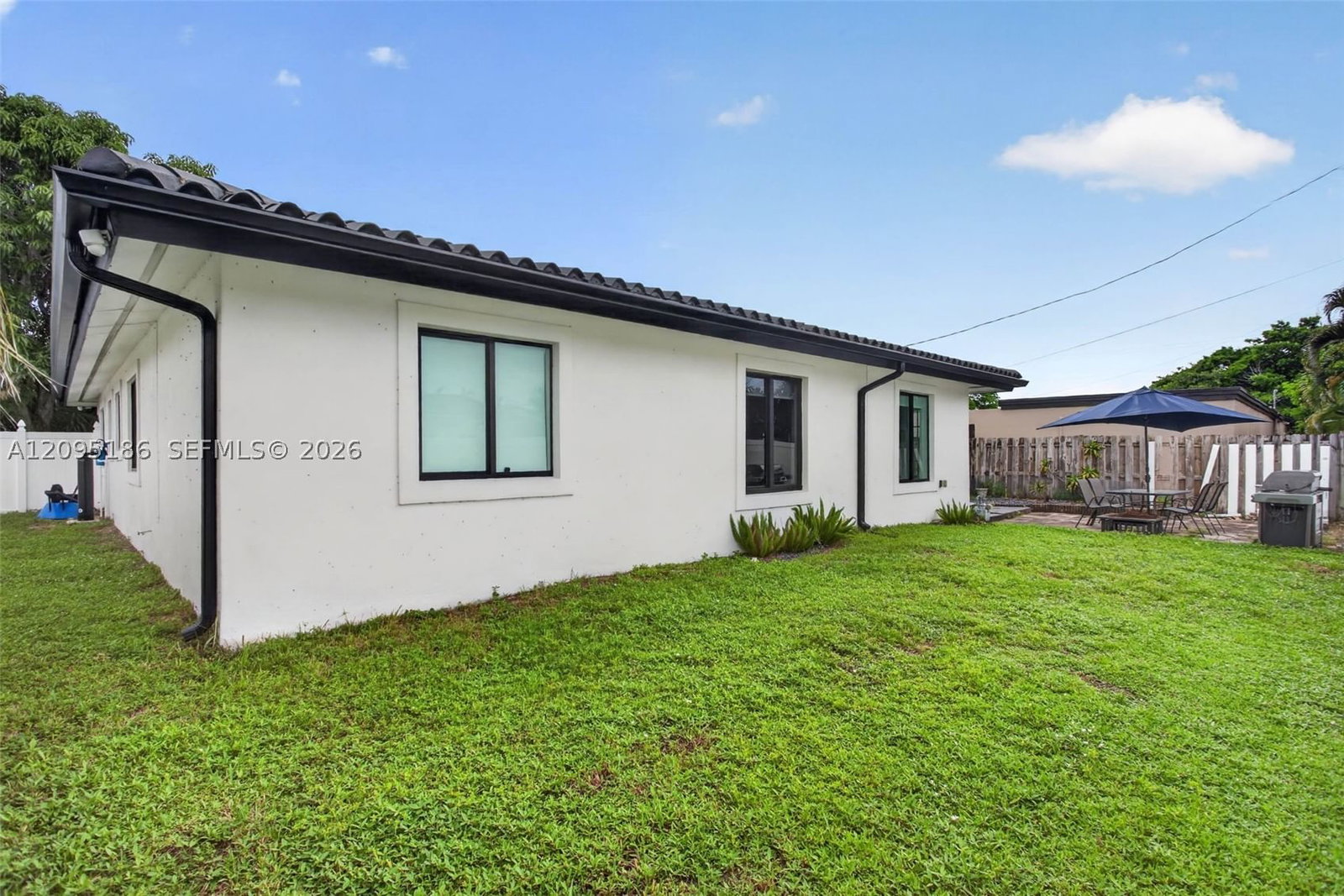 Real estate property located at 2545 2nd Ct, Broward, Pompano Beach Estates, Pompano Beach, FL