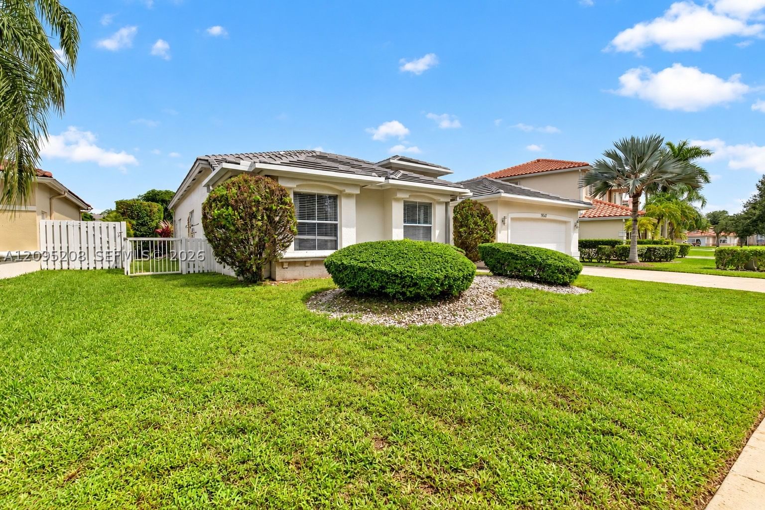 Real estate property located at 19367 23rd St, Broward, Big Sky Plat, Pembroke Pines, FL