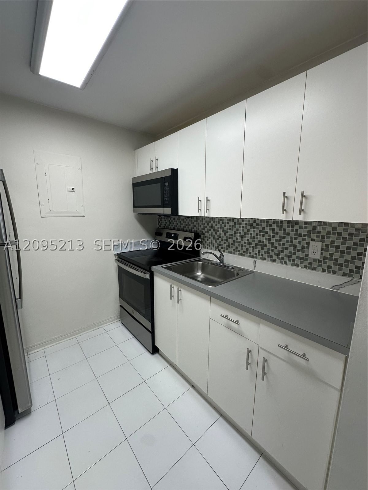 Real estate property located at 2918 Funston St #33B, Broward, Town Colony Condo, Hollywood, FL
