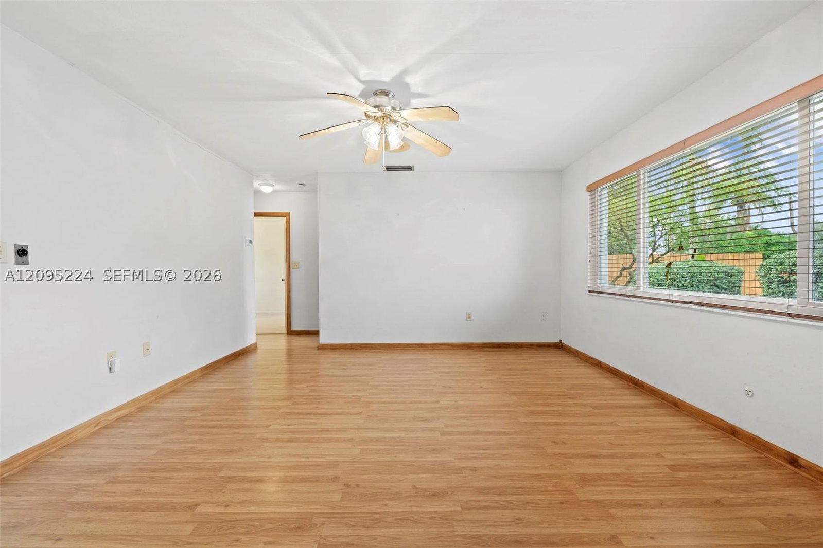 Real estate property located at 3711 39th Ave, Broward, Lake Forest Sec 2, West Park, FL