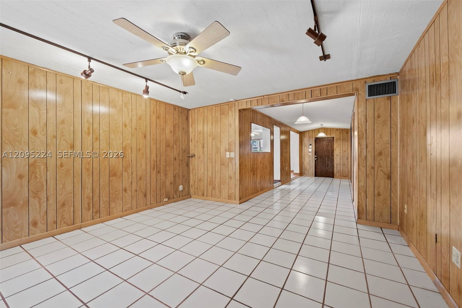 Real estate property located at 3711 39th Ave, Broward, Lake Forest Sec 2, West Park, FL