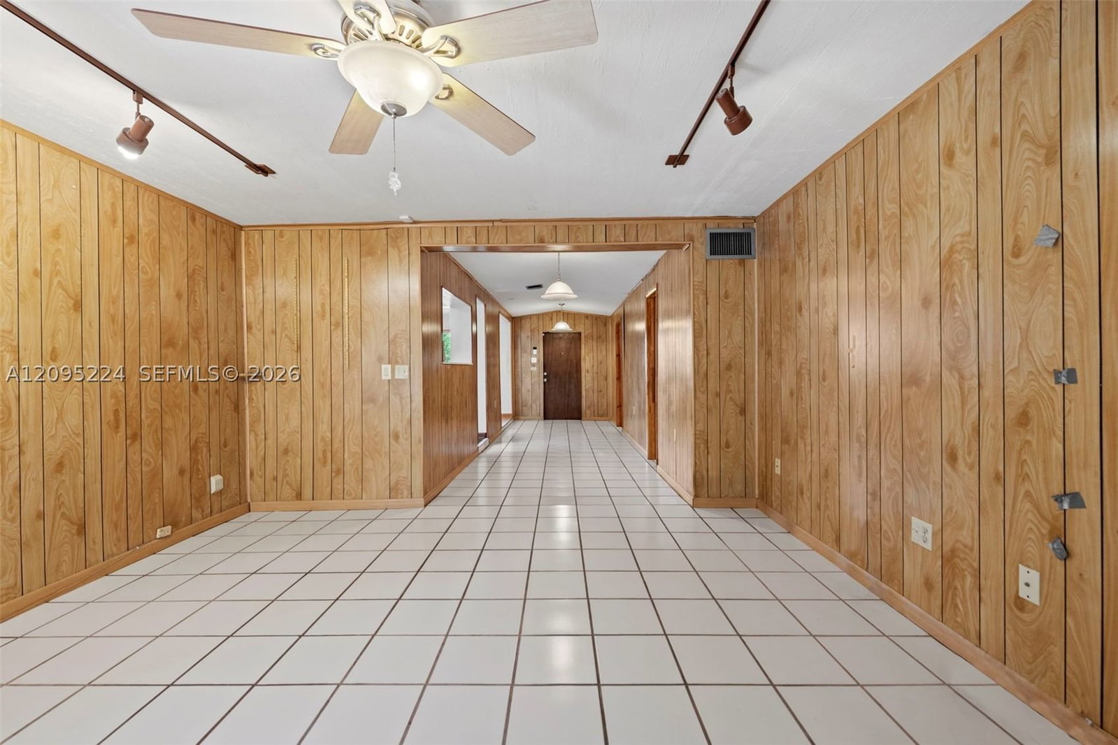 Real estate property located at 3711 39th Ave, Broward, Lake Forest Sec 2, West Park, FL