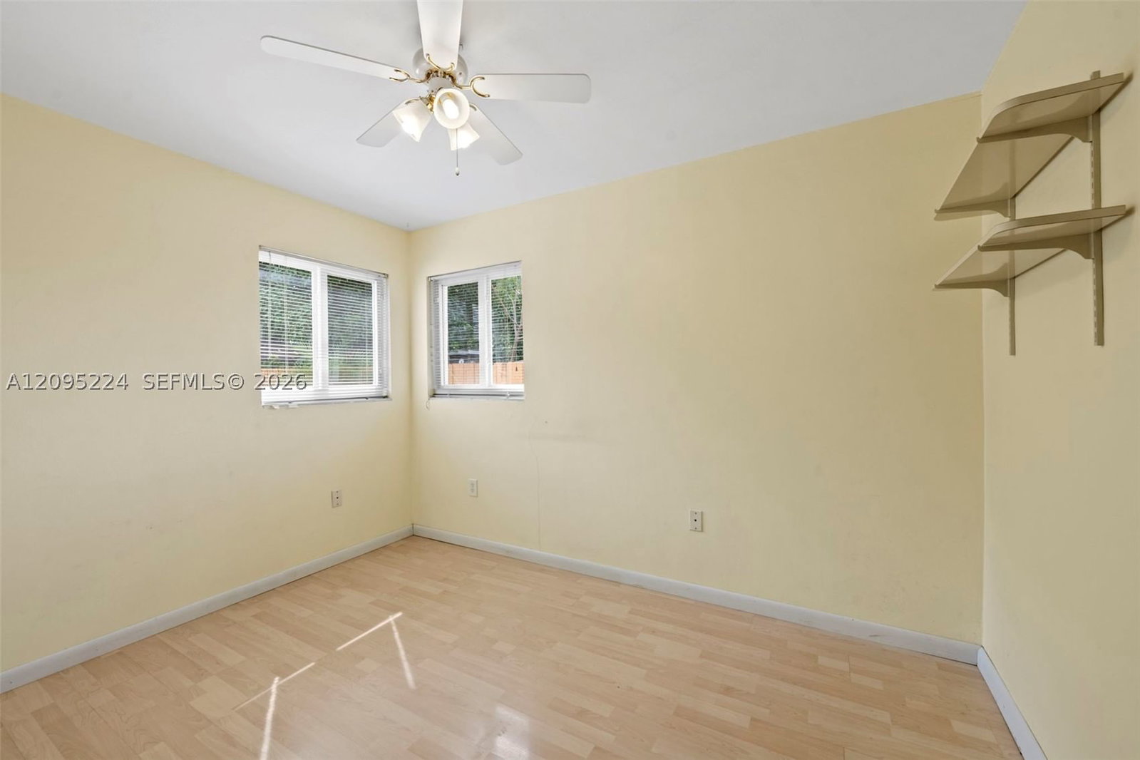 Real estate property located at 3711 39th Ave, Broward, Lake Forest Sec 2, West Park, FL