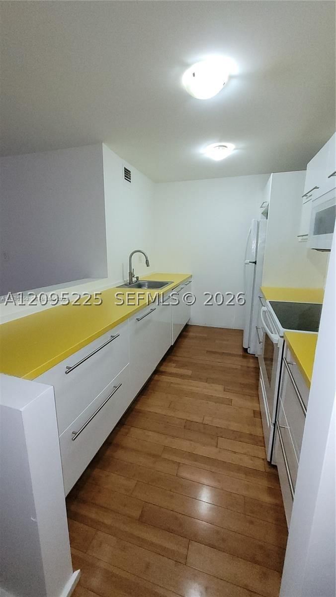 Real estate property located at 1800 Sans Souci Blvd #316, Miami-dade, Bayview Palms Condo, North Miami, FL