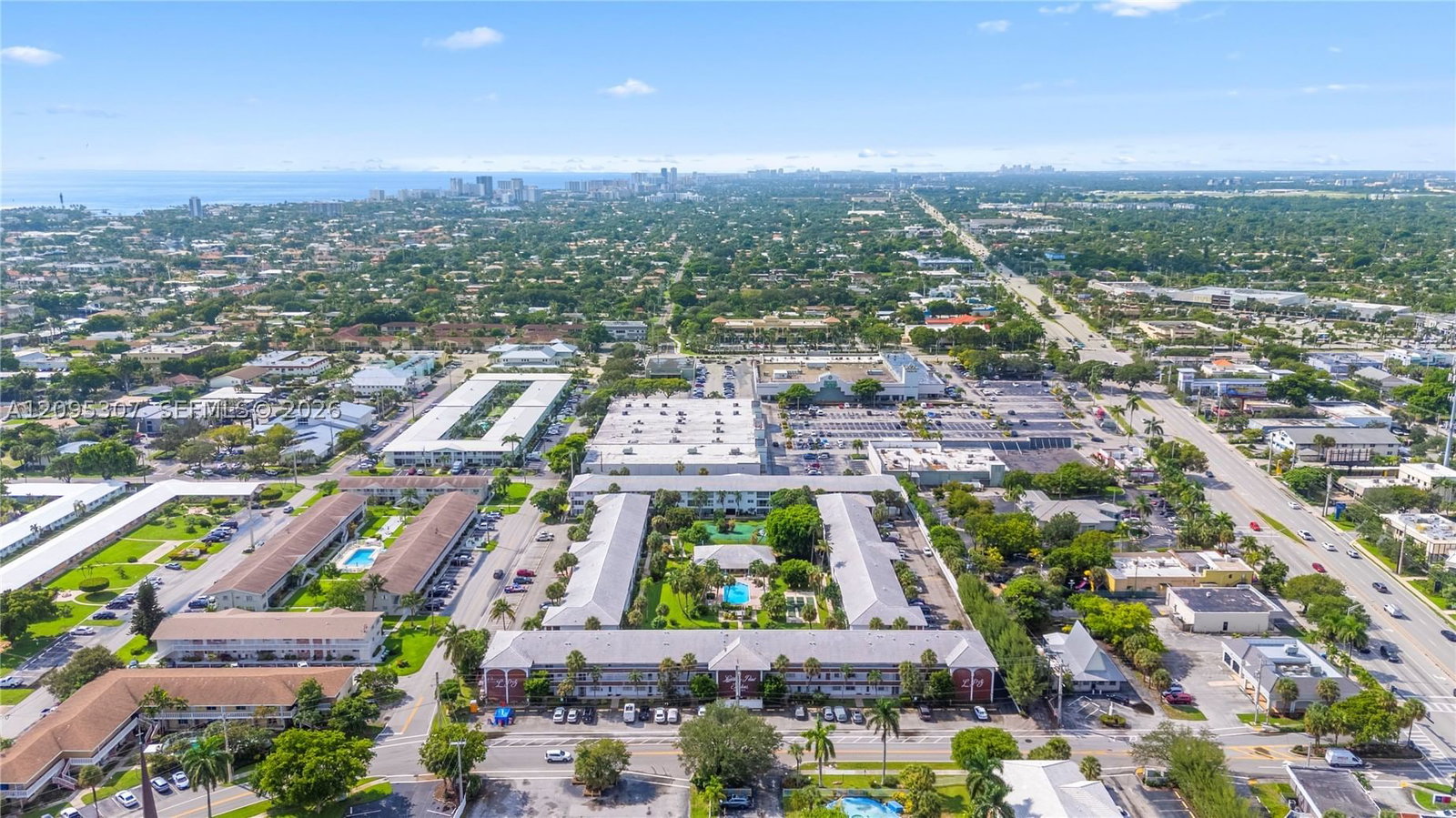 Real estate property located at 2050 39th ST W112, Broward, Lighthouse Point Gardens, Lighthouse Point, FL