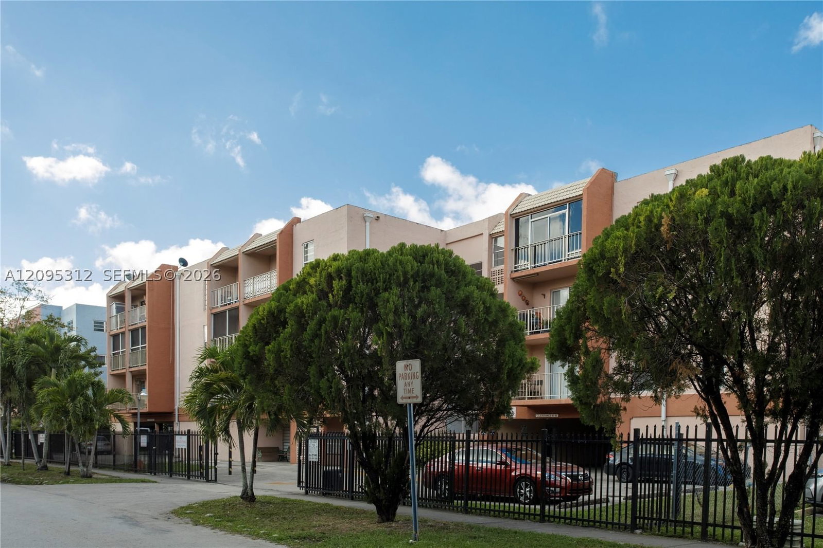 Real estate property located at 6130 19th Ave #309, Miami-dade, Morada No 2 Condo, Hialeah, FL