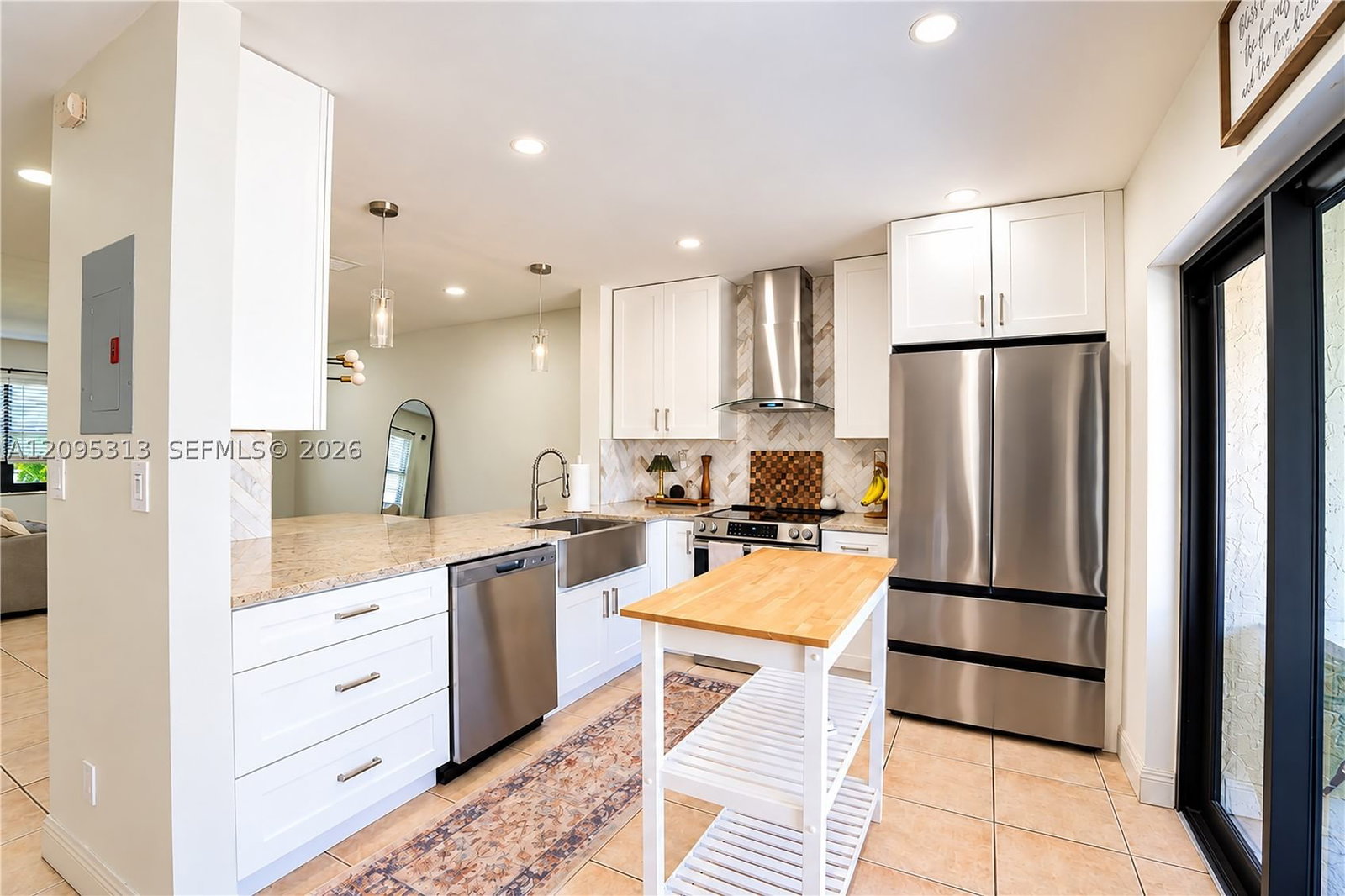 Real estate property located at 1046 107th Ave, Broward, Pembroke Pointe Section T, Pembroke Pines, FL