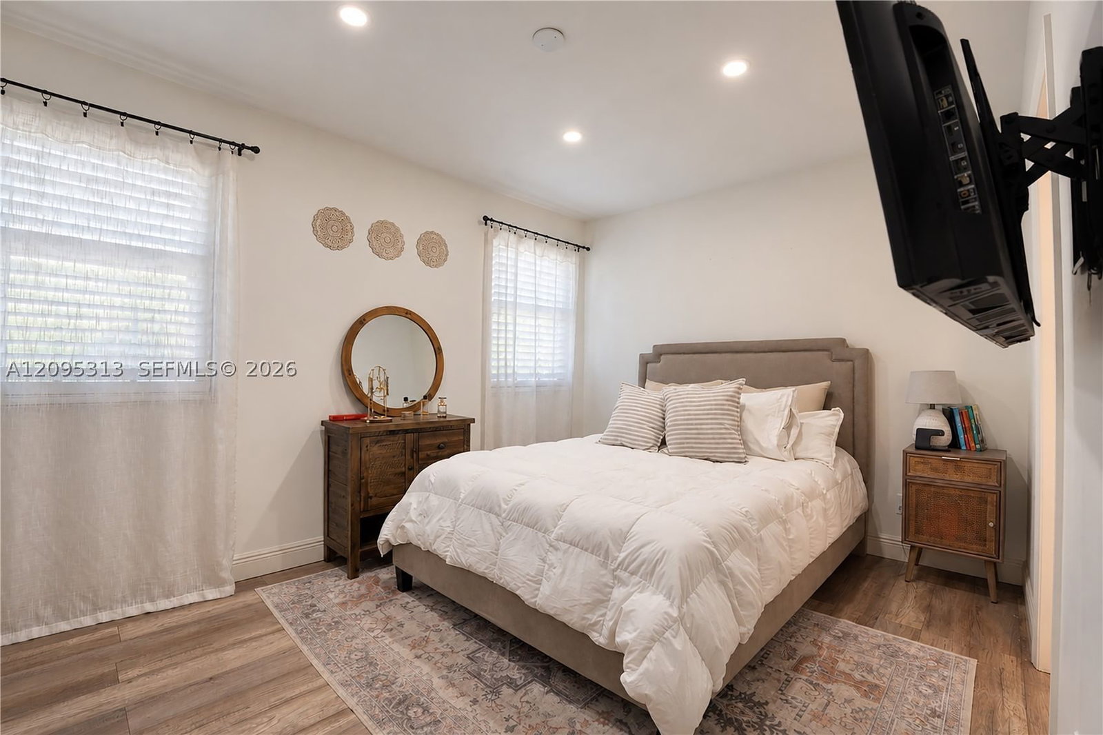 Real estate property located at 1046 107th Ave, Broward, Pembroke Pointe Section T, Pembroke Pines, FL