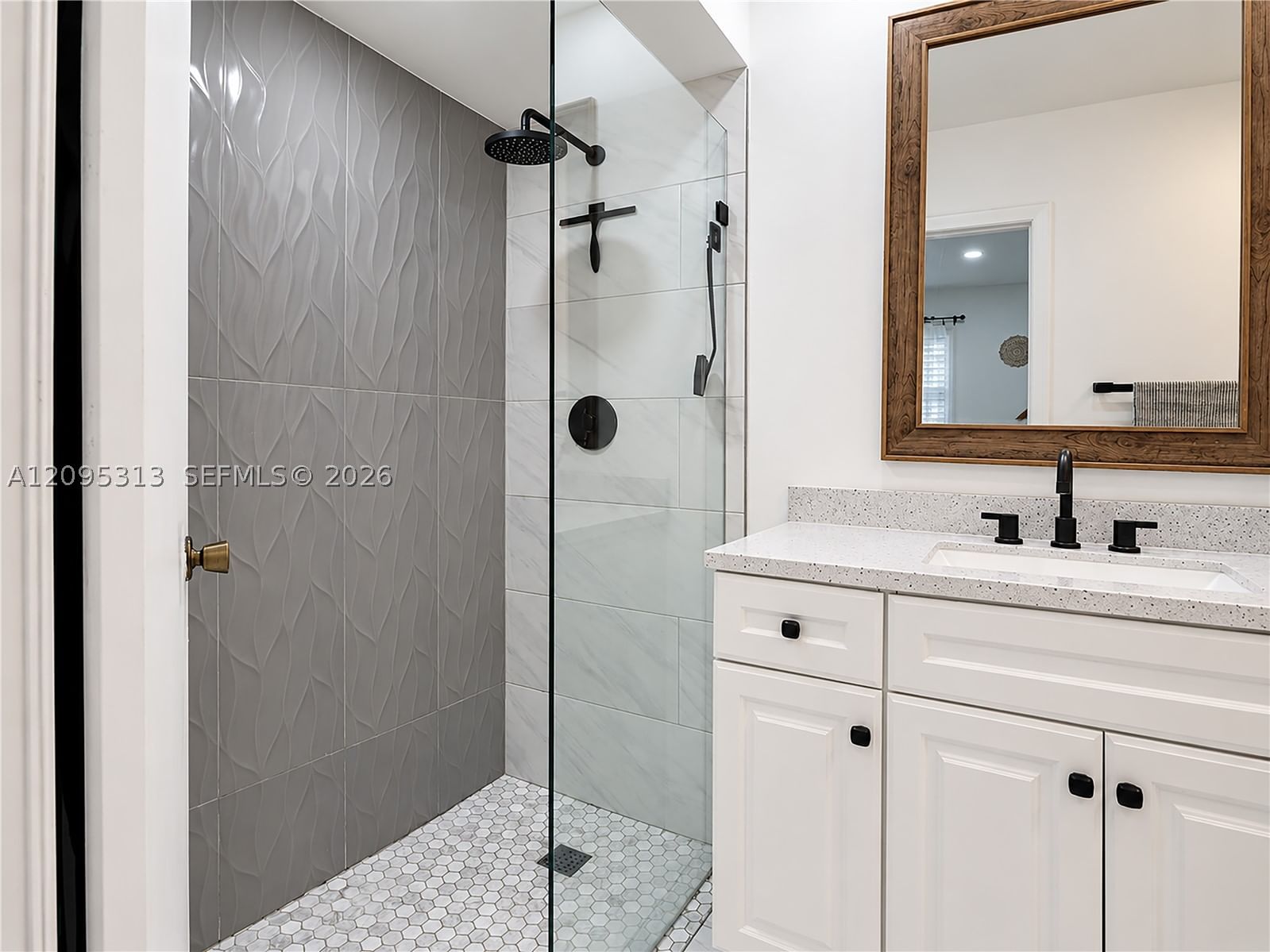 Real estate property located at 1046 107th Ave, Broward, Pembroke Pointe Section T, Pembroke Pines, FL