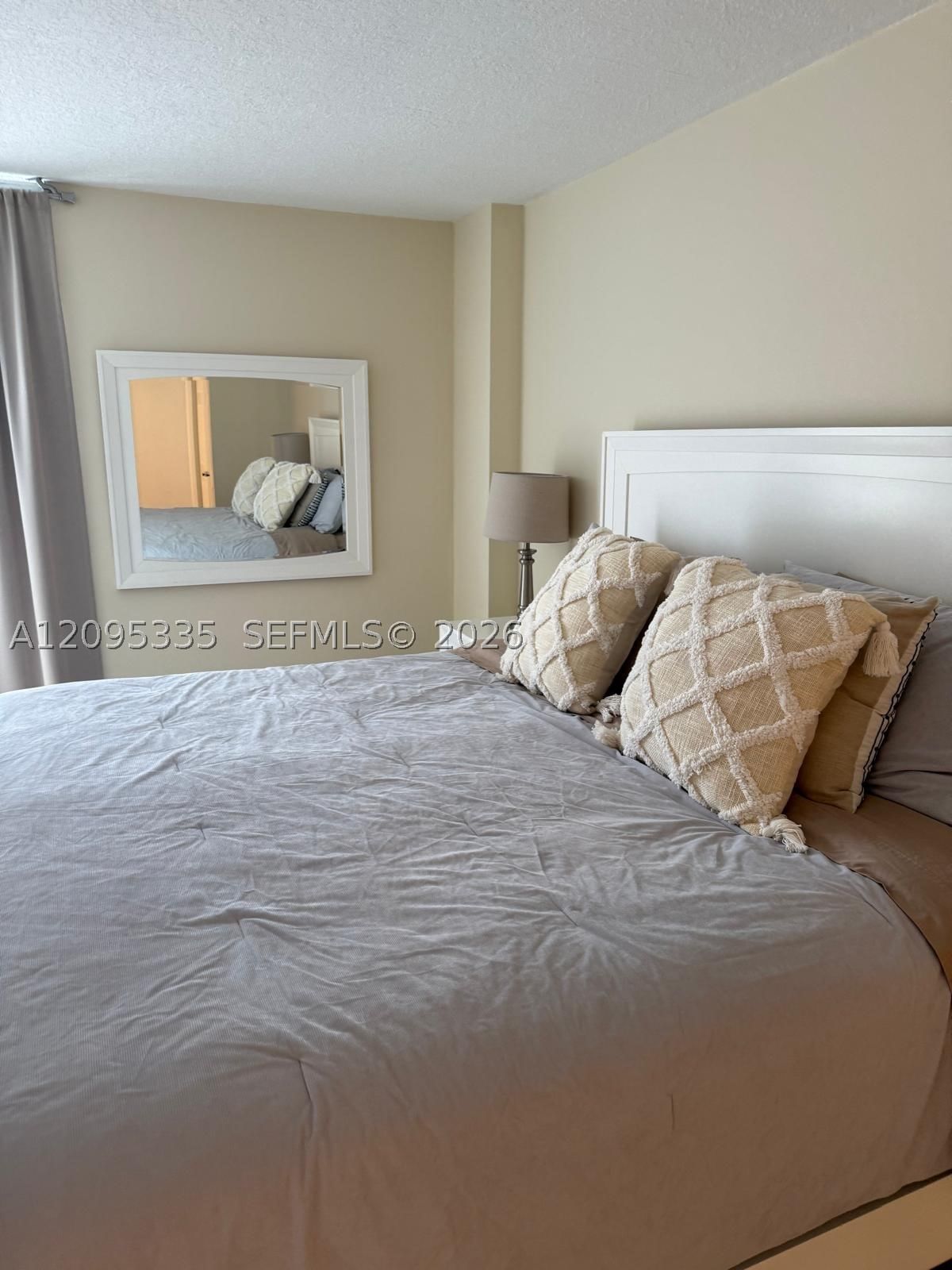 Real estate property located at 3300 192nd St #414, Miami-dade, Parc Central Aventura Eas, Aventura, FL