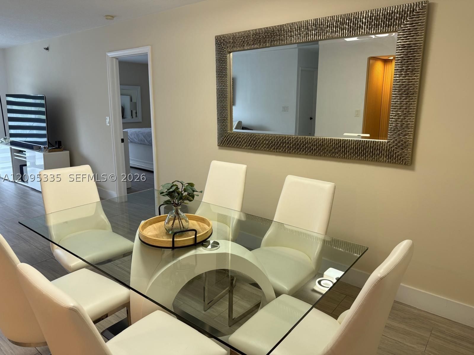 Real estate property located at 3300 192nd St #414, Miami-dade, Parc Central Aventura Eas, Aventura, FL
