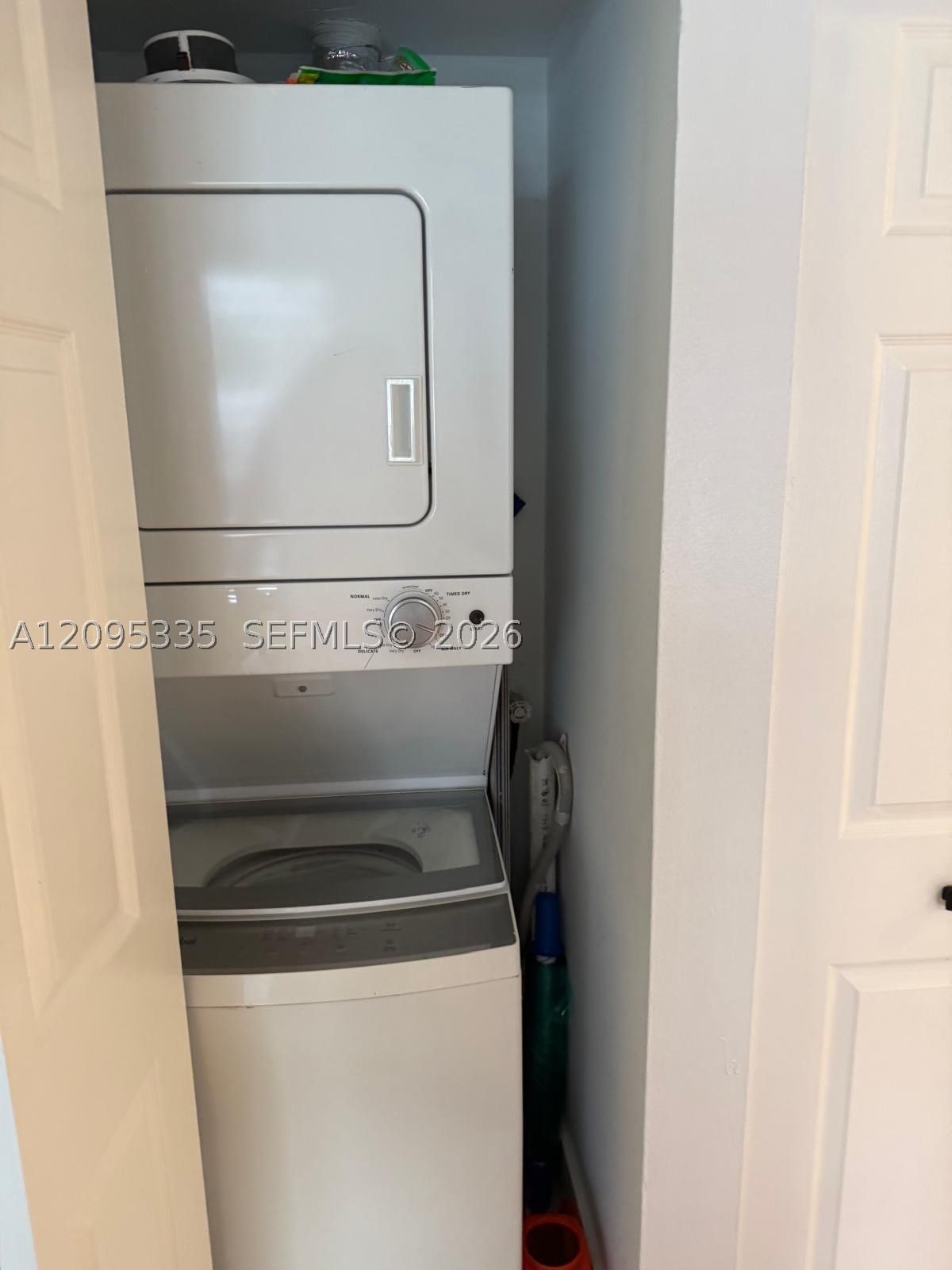 Real estate property located at 3300 192nd St #414, Miami-dade, Parc Central Aventura Eas, Aventura, FL