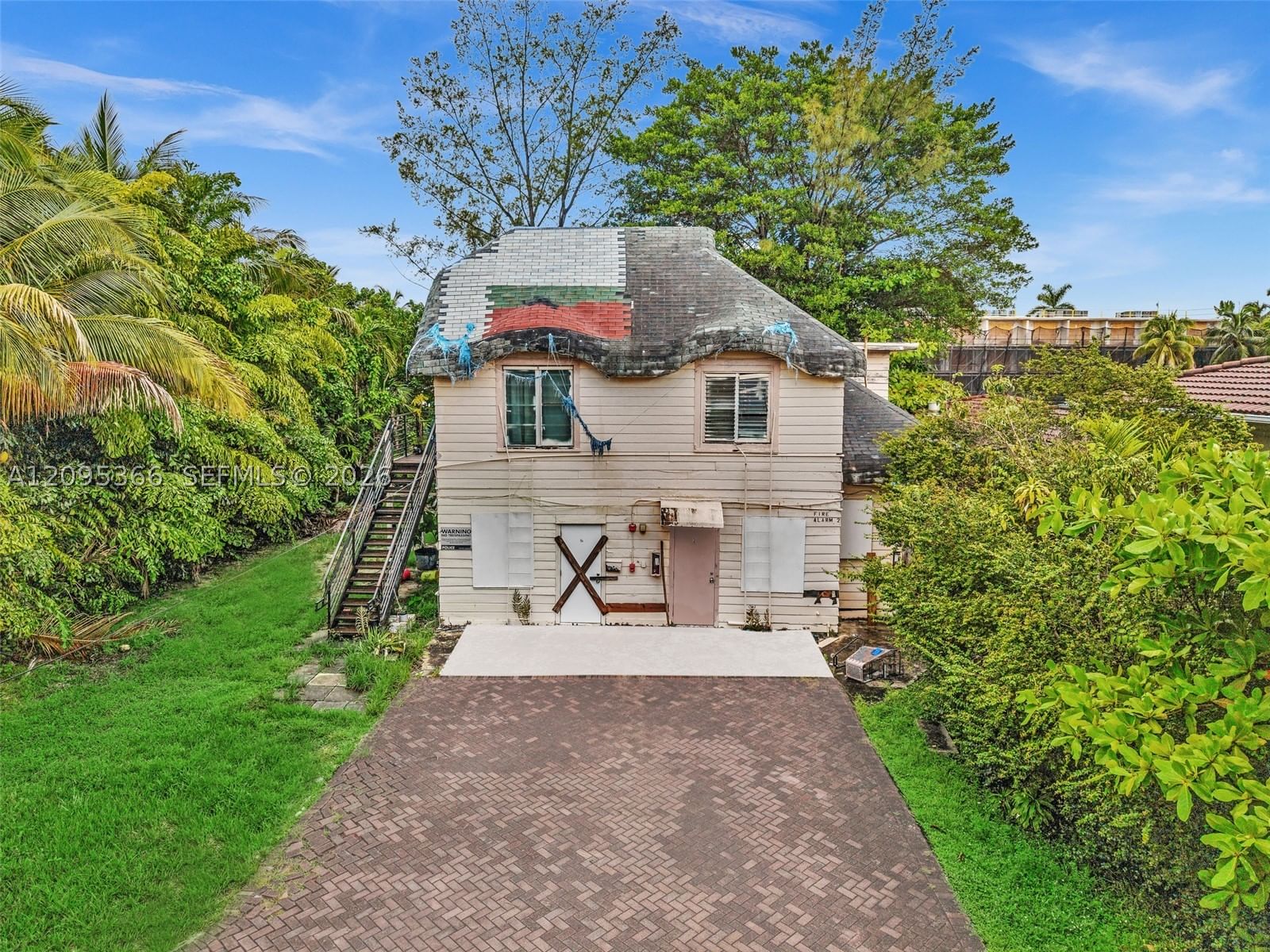 Real estate property located at 3746 Chase Ave, Miami-dade, Mid Golf Sub 1st Addn, Miami Beach, FL